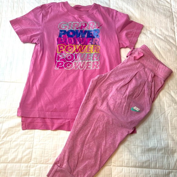 Nike Other - Girls Nike Small 8/9 Pink Matching Shirt and Capris